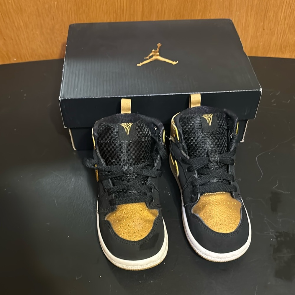 Jordon 1 Retro BT